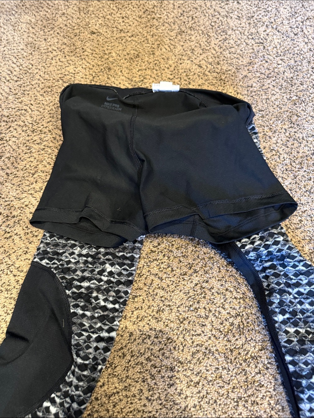 Nike Black and White Hyperwarm Athletic Leggings - Picture 5 of 5